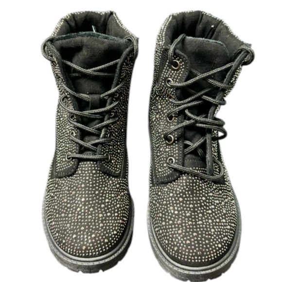 Rock & Candy Studded Rhinestone Boots Beautifully Designed Size 7 New - Picture 2 of 4